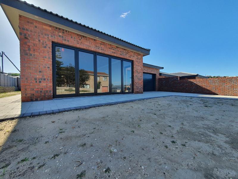 3 Bedroom Property for Sale in Dana Bay Western Cape